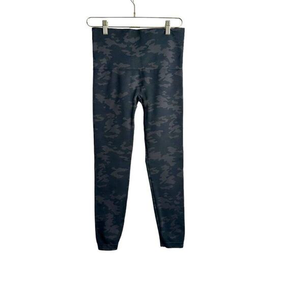 Spanx Look‎ At Me Now Camo Seamless Leggings XL Navy High Rise Support - Picture 2 of 5